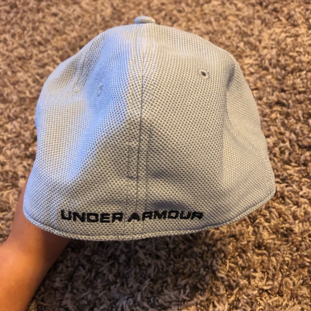 Men’s Under Armour Hat - Picture 2 of 2